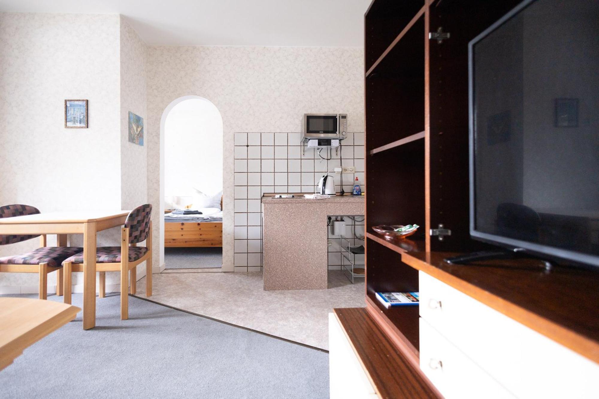 Apartmenthaus Am Waldrand- Kueche - Fruehstueck - Balkon Wildemann Kültér fotó