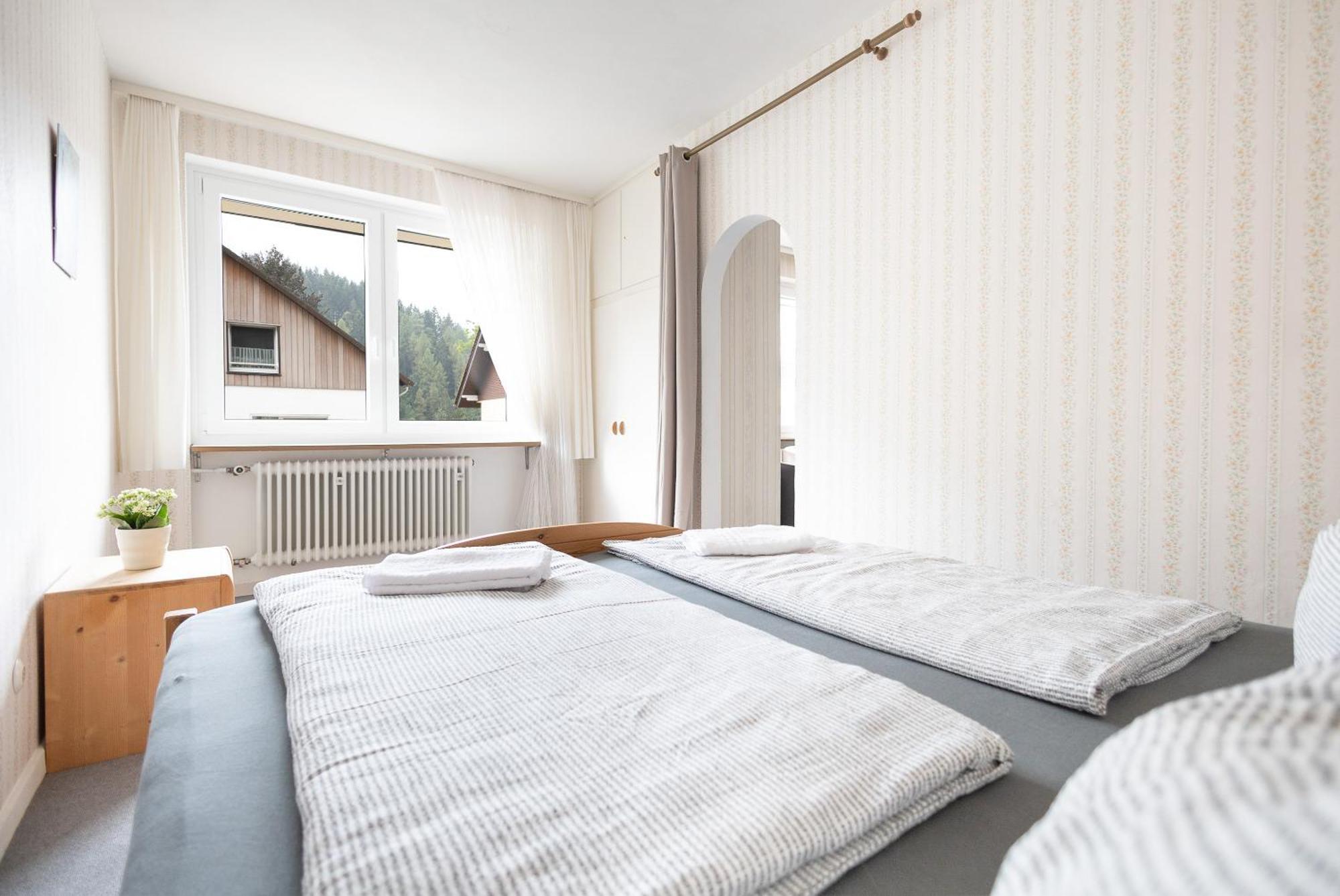 Apartmenthaus Am Waldrand- Kueche - Fruehstueck - Balkon Wildemann Kültér fotó