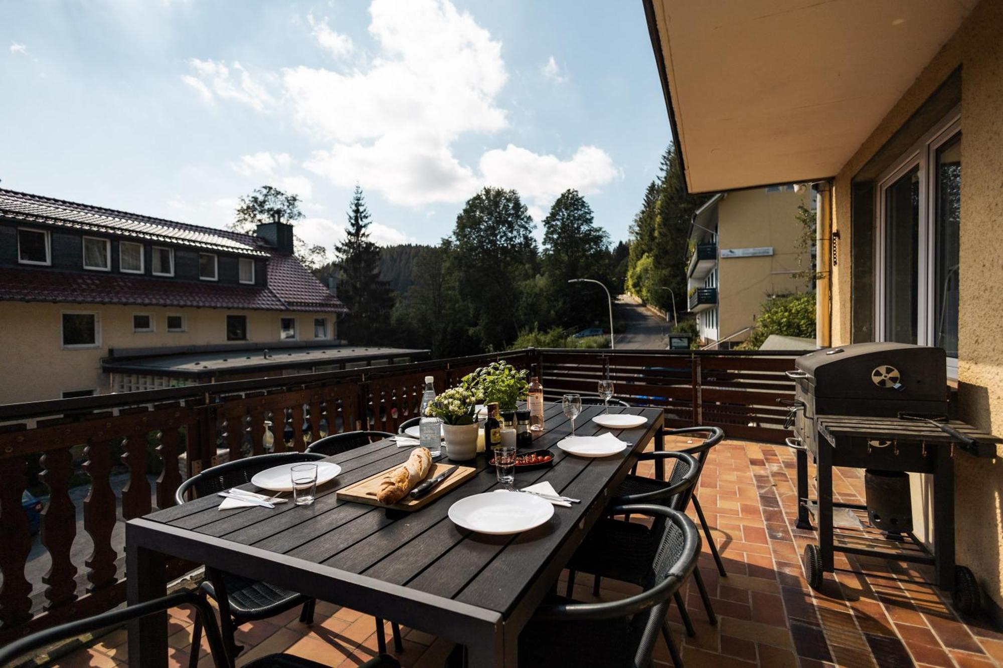 Apartmenthaus Am Waldrand- Kueche - Fruehstueck - Balkon Wildemann Kültér fotó
