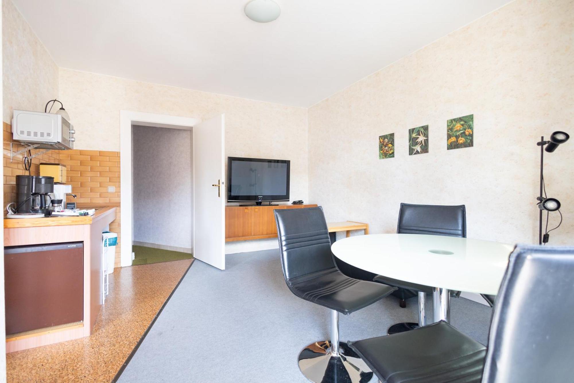 Apartmenthaus Am Waldrand- Kueche - Fruehstueck - Balkon Wildemann Kültér fotó