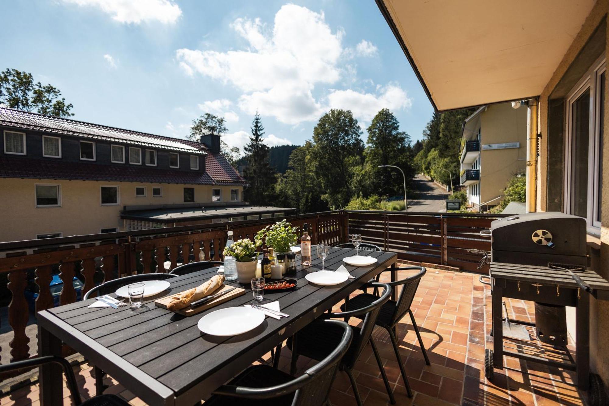 Apartmenthaus Am Waldrand- Kueche - Fruehstueck - Balkon Wildemann Kültér fotó