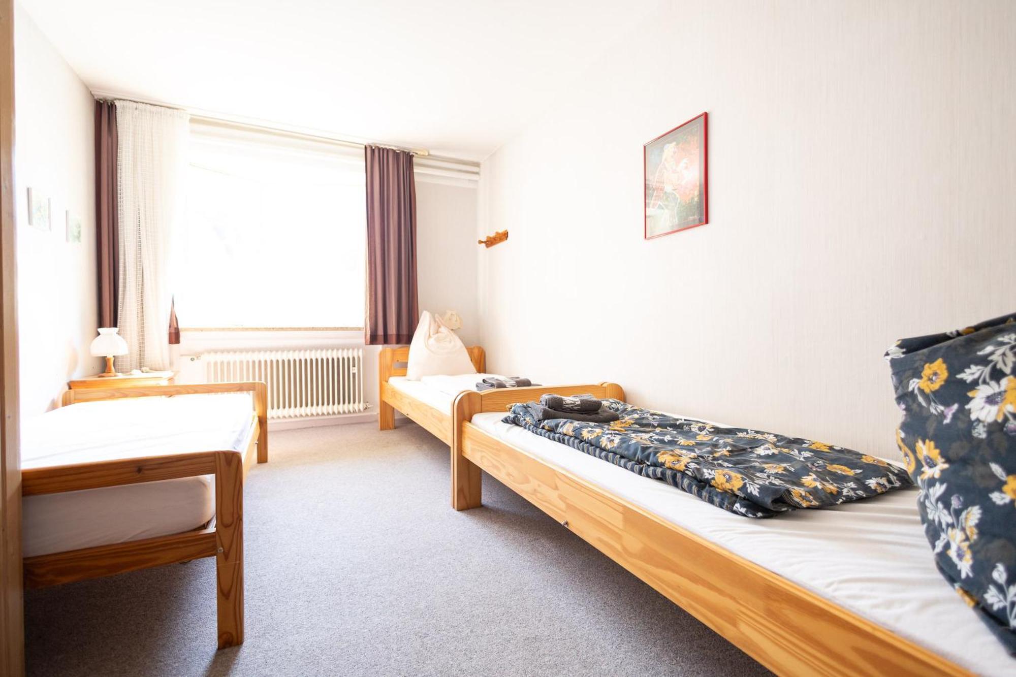 Apartmenthaus Am Waldrand- Kueche - Fruehstueck - Balkon Wildemann Kültér fotó